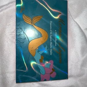 2019 Besame Mermaid lagoon eyeshadow palette, brand new NIB Peter Pan